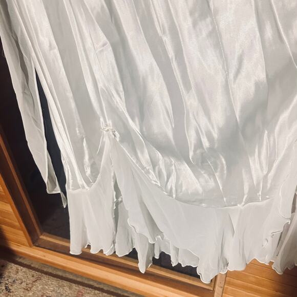 Bloom Jonquil GOWN LONG Bridal White Beaded Camisole Small TAGS ON Silky Wedding - Picture 15 of 15